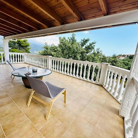 Villa Vista Himare Exterior photo
